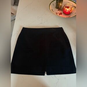Banana Republic Classic Black MiniSkirt 🖤